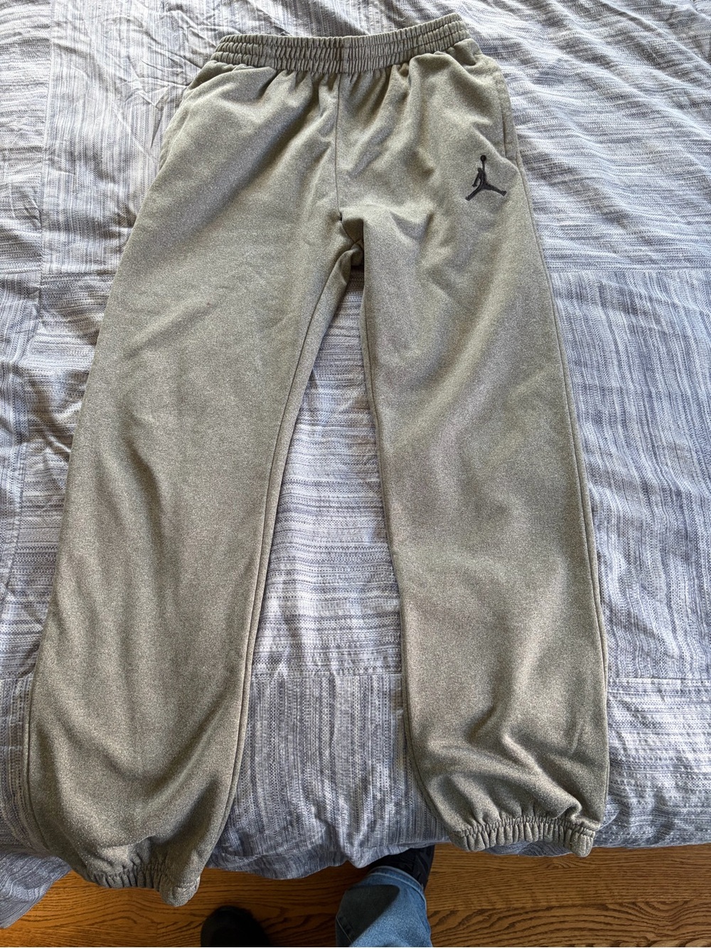 Jordan Youth Gray Pull-On Sweatpants with Jumpman Logo